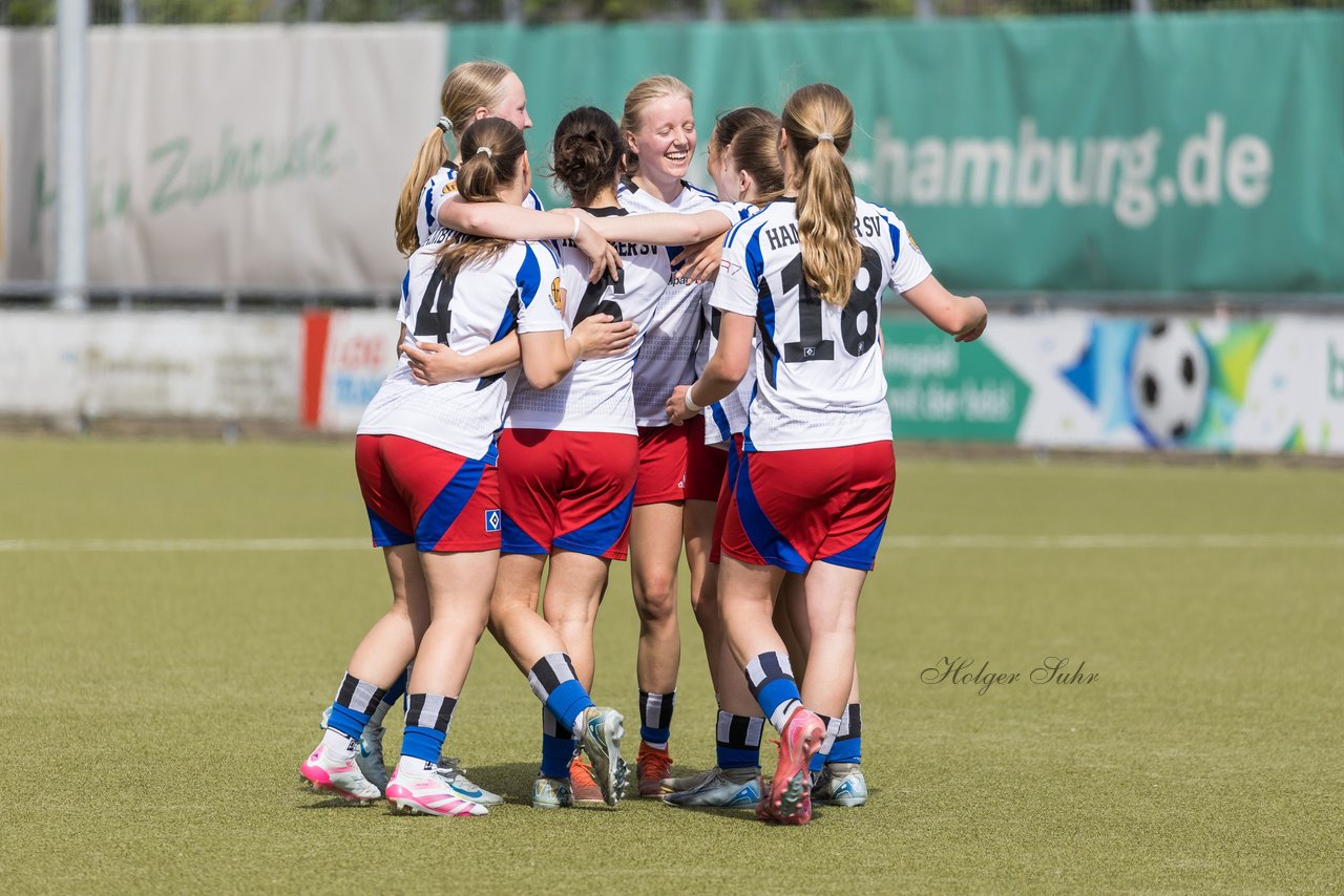 Bild 226 - wBJ Lotto Pokal Finale  Eimsbuetteler TV - Hamburger SV : Ergebnis: 0:3